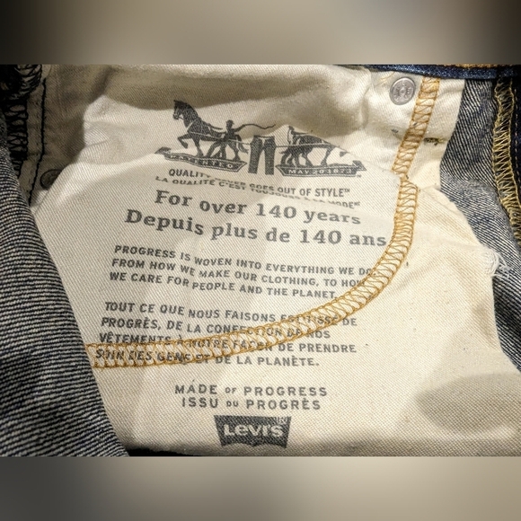 Men's Levi's 511 cut off modern slim fit shorts Sz 32 - Picture 5 of 6